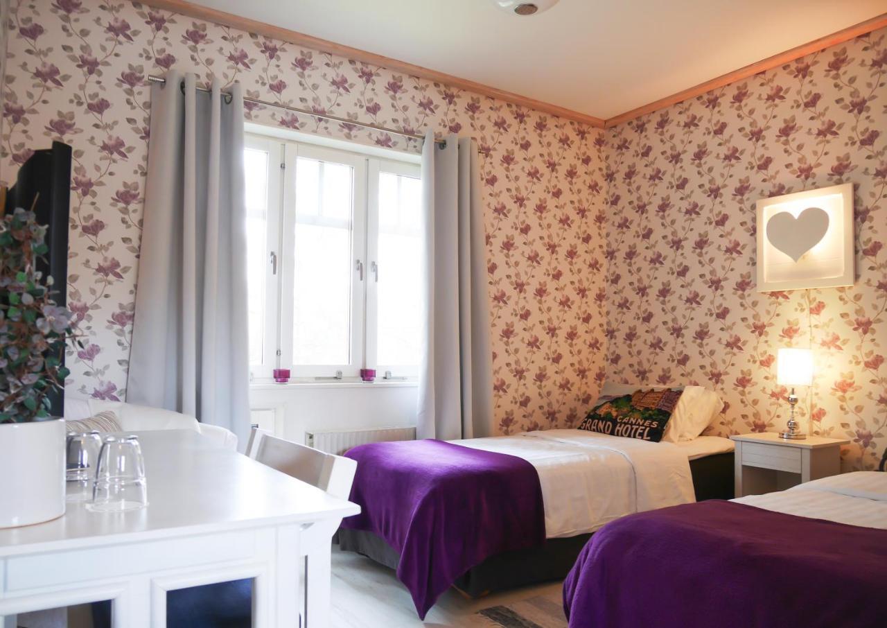 Villa Gladtjaern Smedjebacken Екстериор снимка