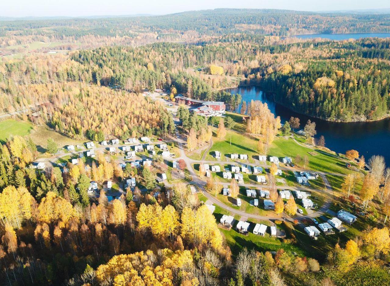 Villa Gladtjaern Smedjebacken Екстериор снимка