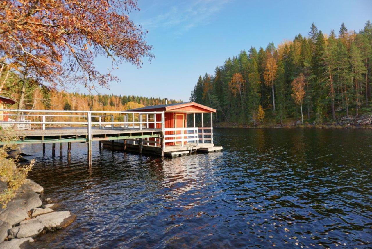 Villa Gladtjaern Smedjebacken Екстериор снимка