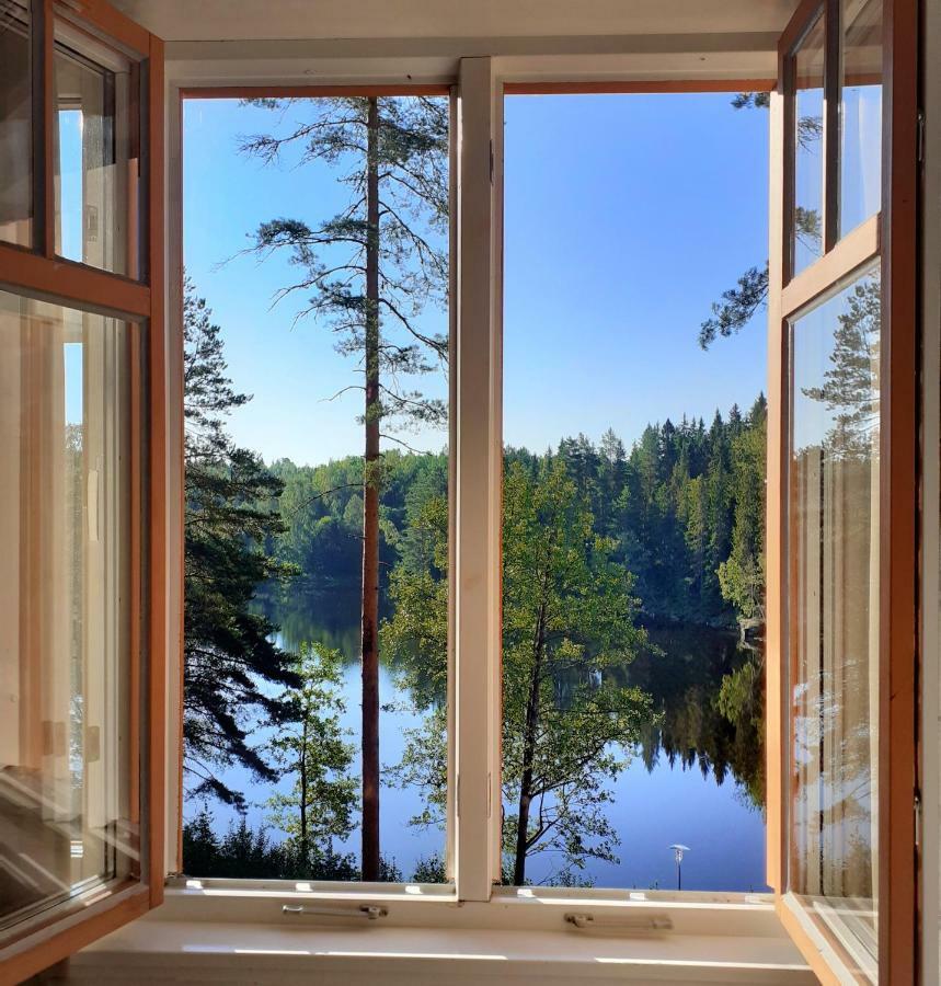 Villa Gladtjaern Smedjebacken Екстериор снимка