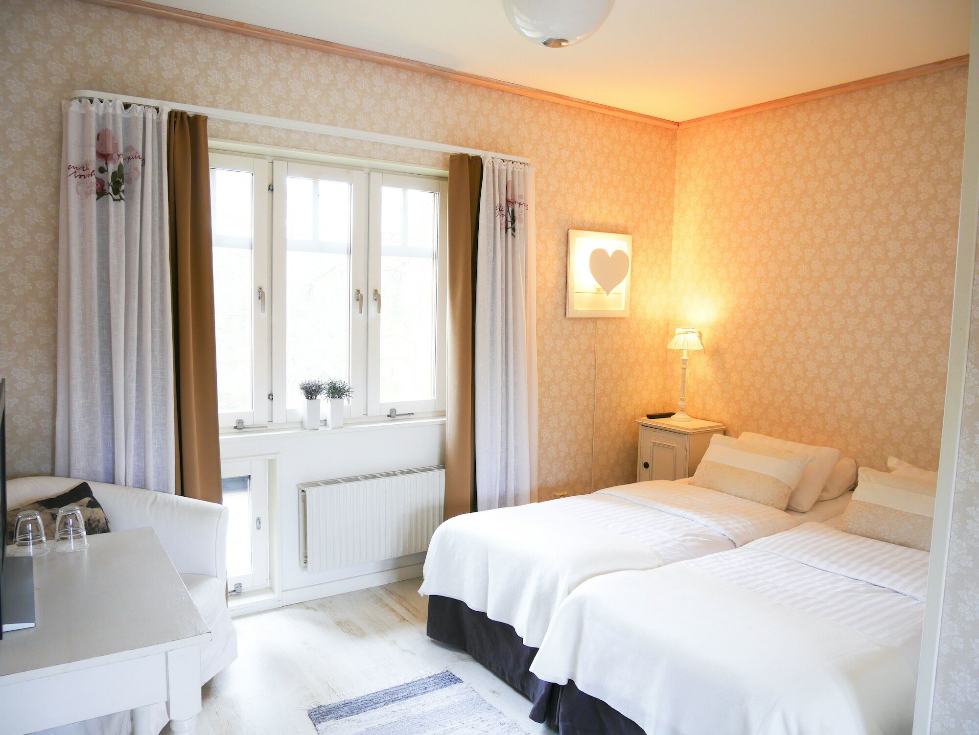 Villa Gladtjaern Smedjebacken Екстериор снимка